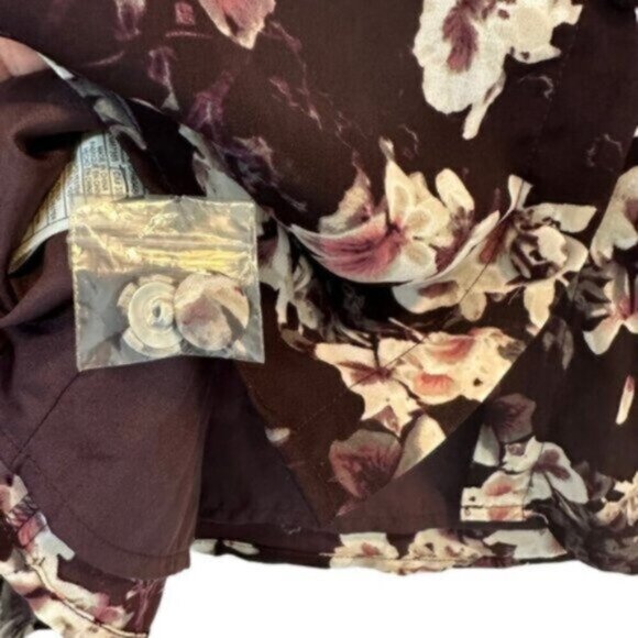 NWT Cupcakes and Cashmere | Women's Jerrin Floral-Print Blouse Size Medium - Picture 11 of 14